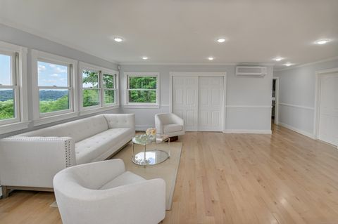 Tiny photo for 10 Hillcrest Court, Ridgefield, CT 06877 (MLS # 24114294)