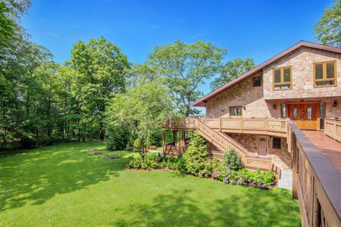 Tiny photo for 10 Hillcrest Court, Ridgefield, CT 06877 (MLS # 24114294)