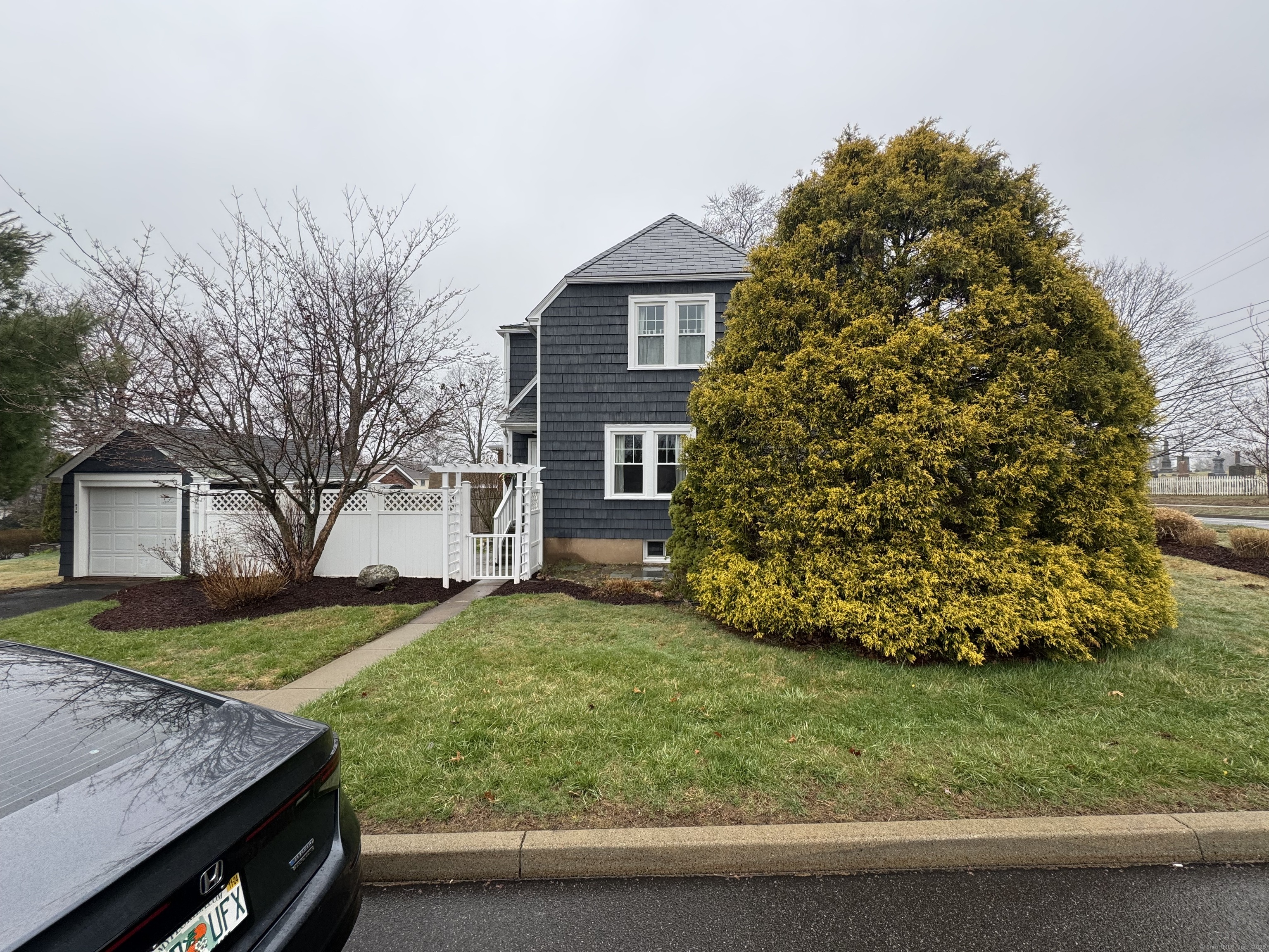 519 Ridge Road, Middletown, Connecticut image 3