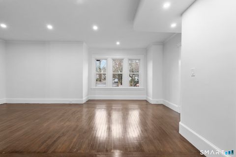 Tiny photo for 21 Richmond Avenue, New Haven, CT 06515 (MLS # 24146069)