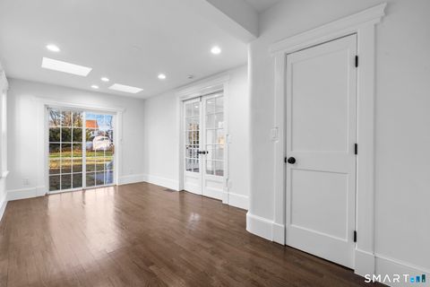 Tiny photo for 21 Richmond Avenue, New Haven, CT 06515 (MLS # 24146069)