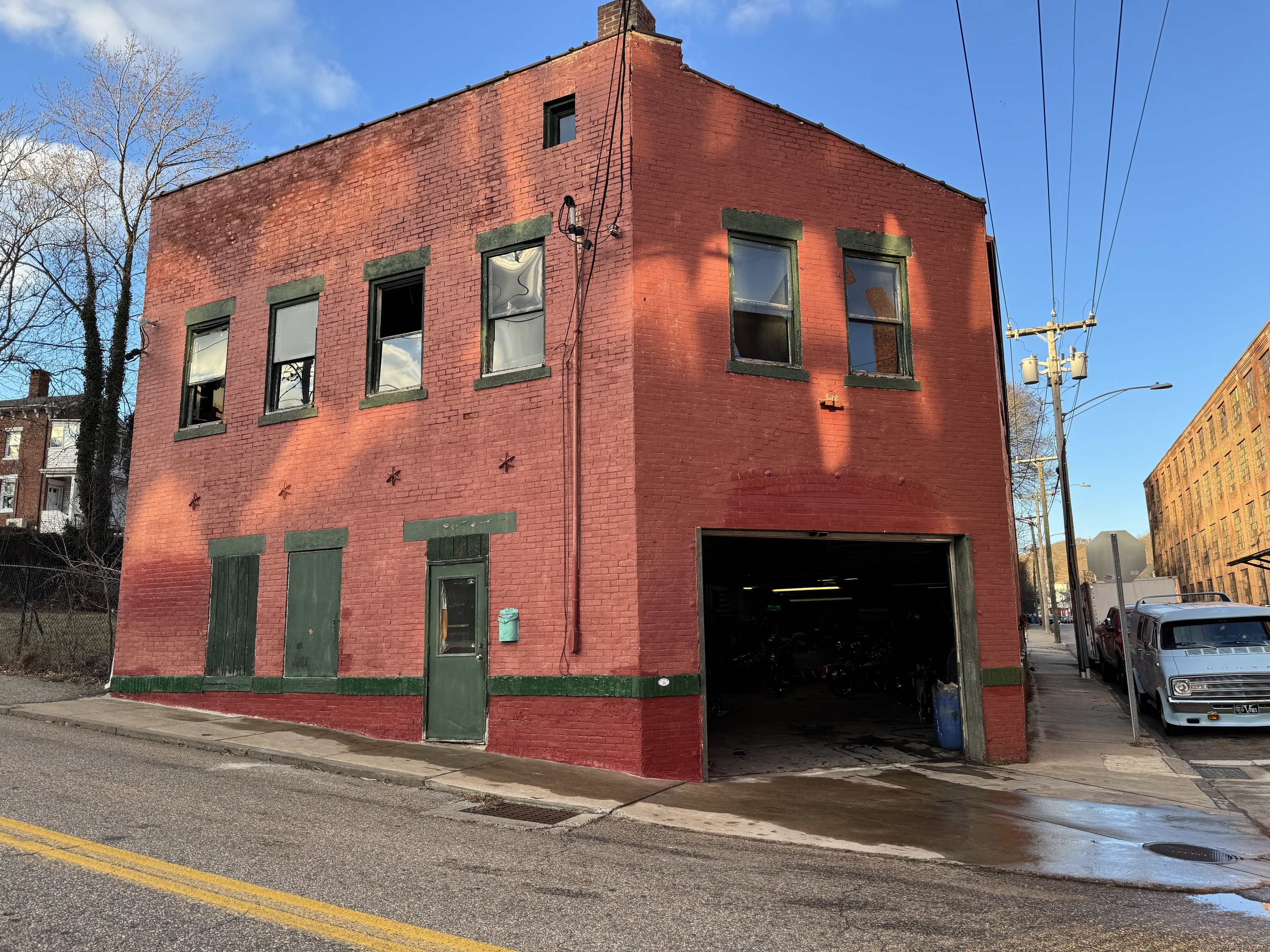 4 Willow Street