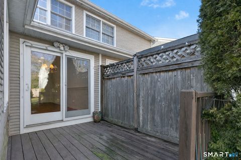 Tiny photo for 30 Osborne Place, Fairfield, CT 06890 (MLS # 24147368)