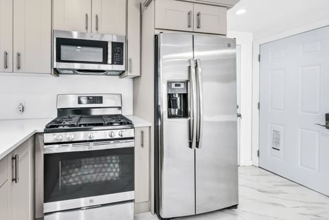 Tiny photo for 1620 N Peters Lane, Stratford, CT 06614 (MLS # 24166096)