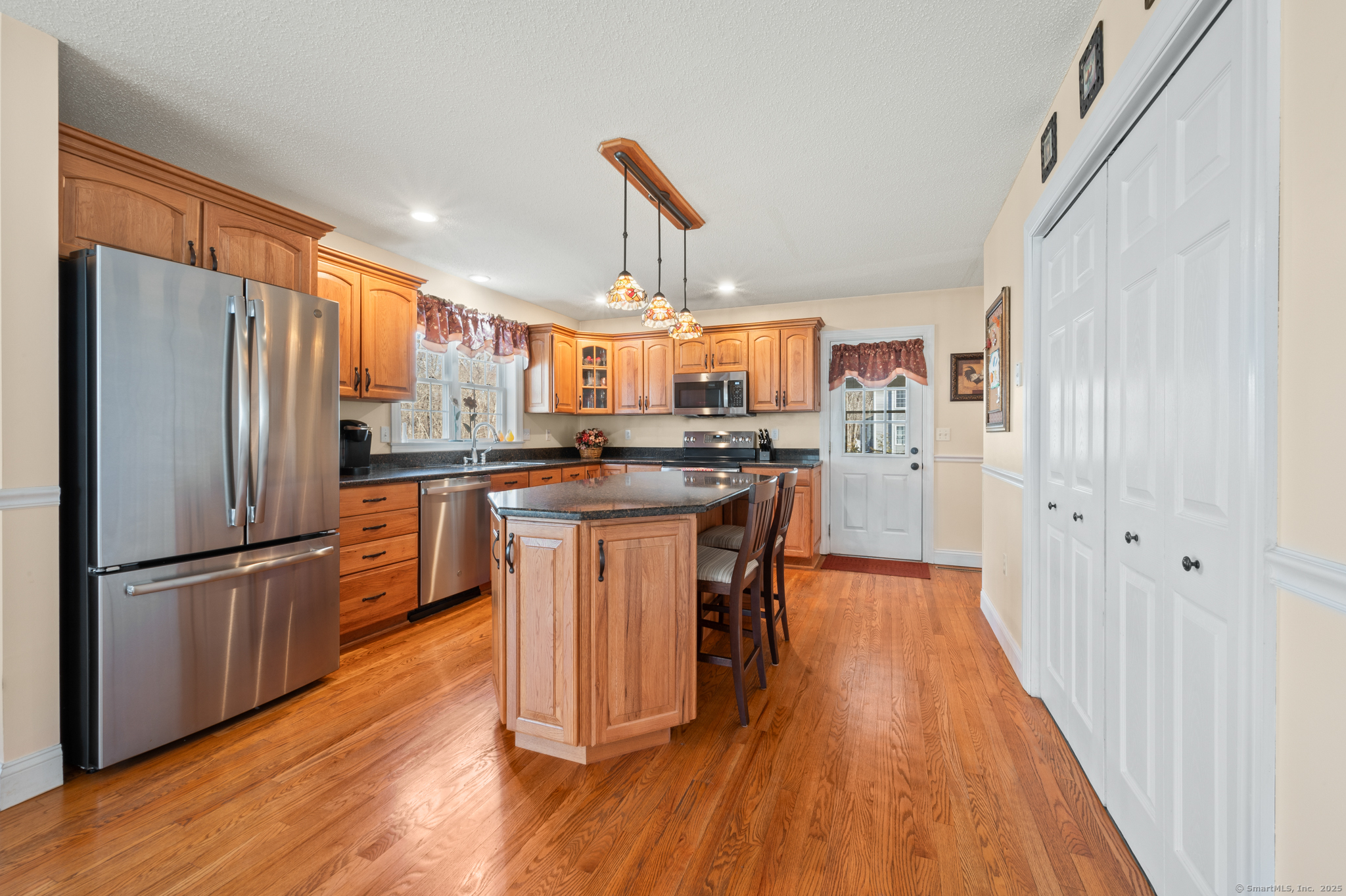 28 Esther Lane, Colchester, Connecticut image 6