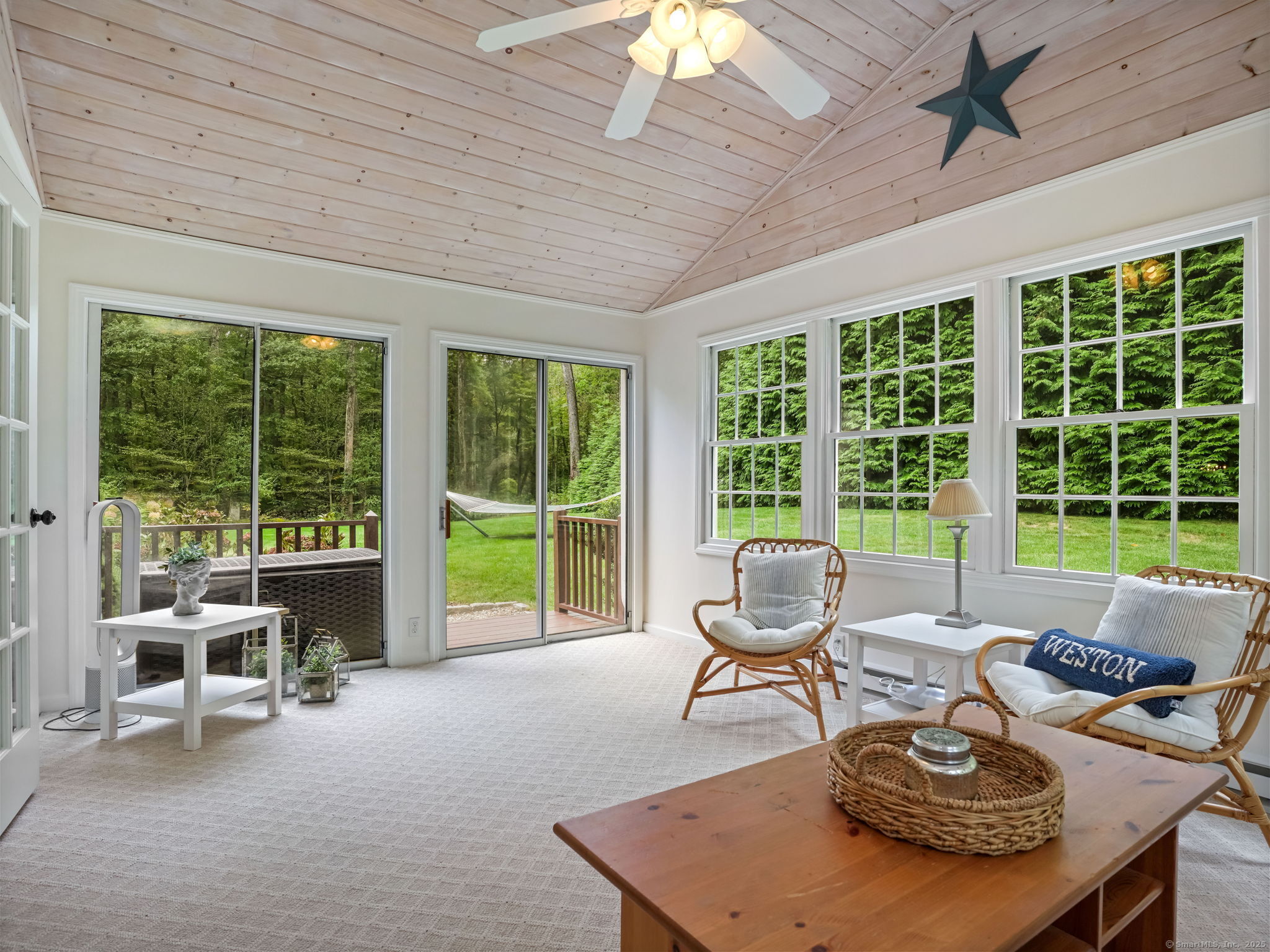 Weston, Connecticut 06883, United States, 4 Bedrooms Bedrooms, ,3 BathroomsBathrooms,Residential,Active,214465