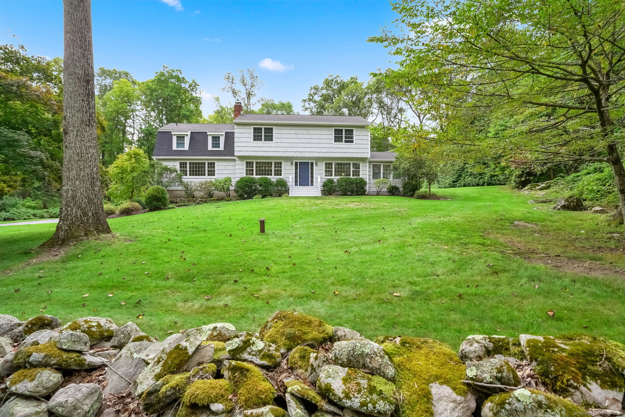 Weston, Connecticut 06883, United States, 4 Bedrooms Bedrooms, ,3 BathroomsBathrooms,Residential,Active,214465