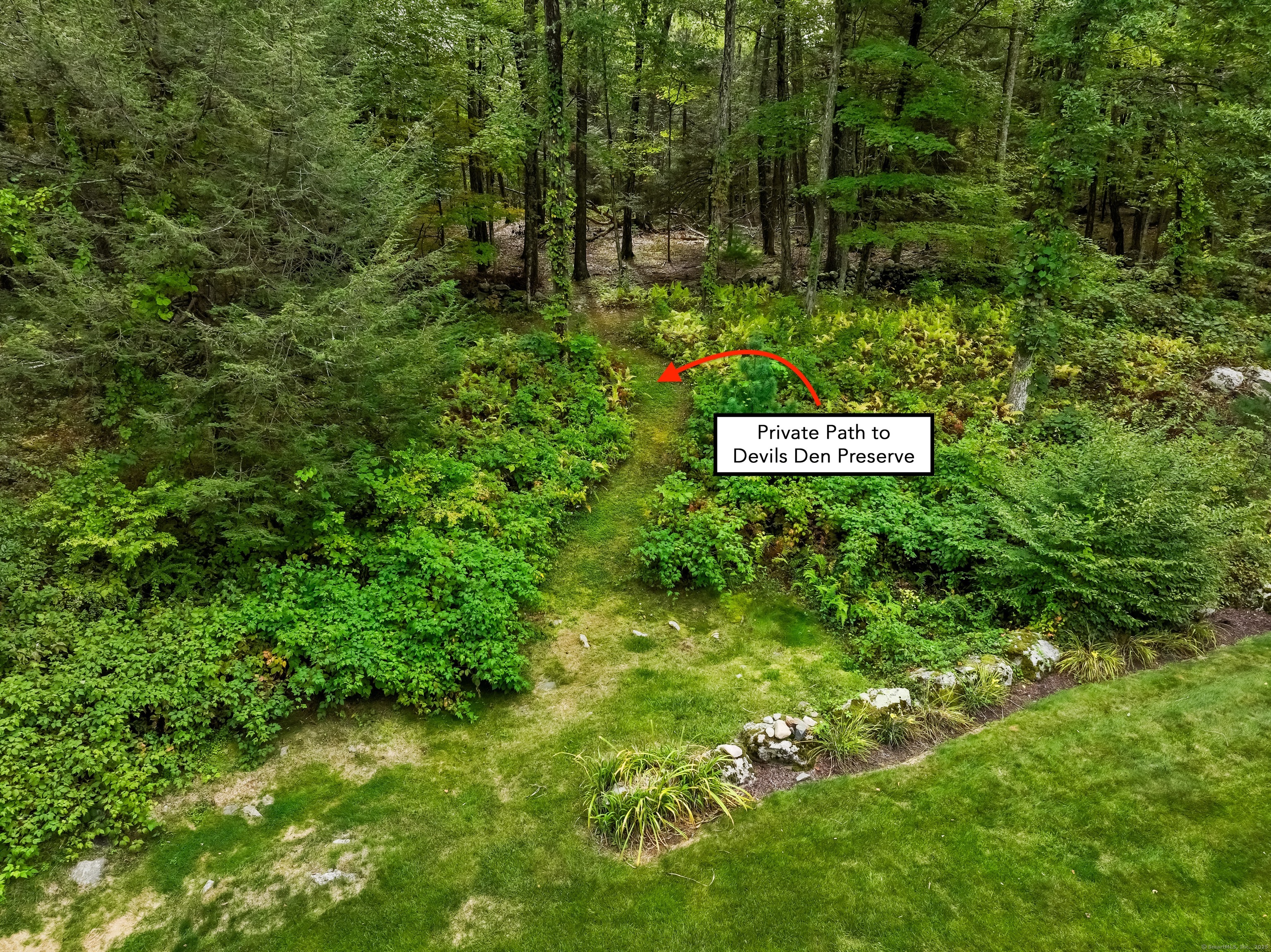 Weston, Connecticut 06883, United States, 4 Bedrooms Bedrooms, ,3 BathroomsBathrooms,Residential,Active,214465