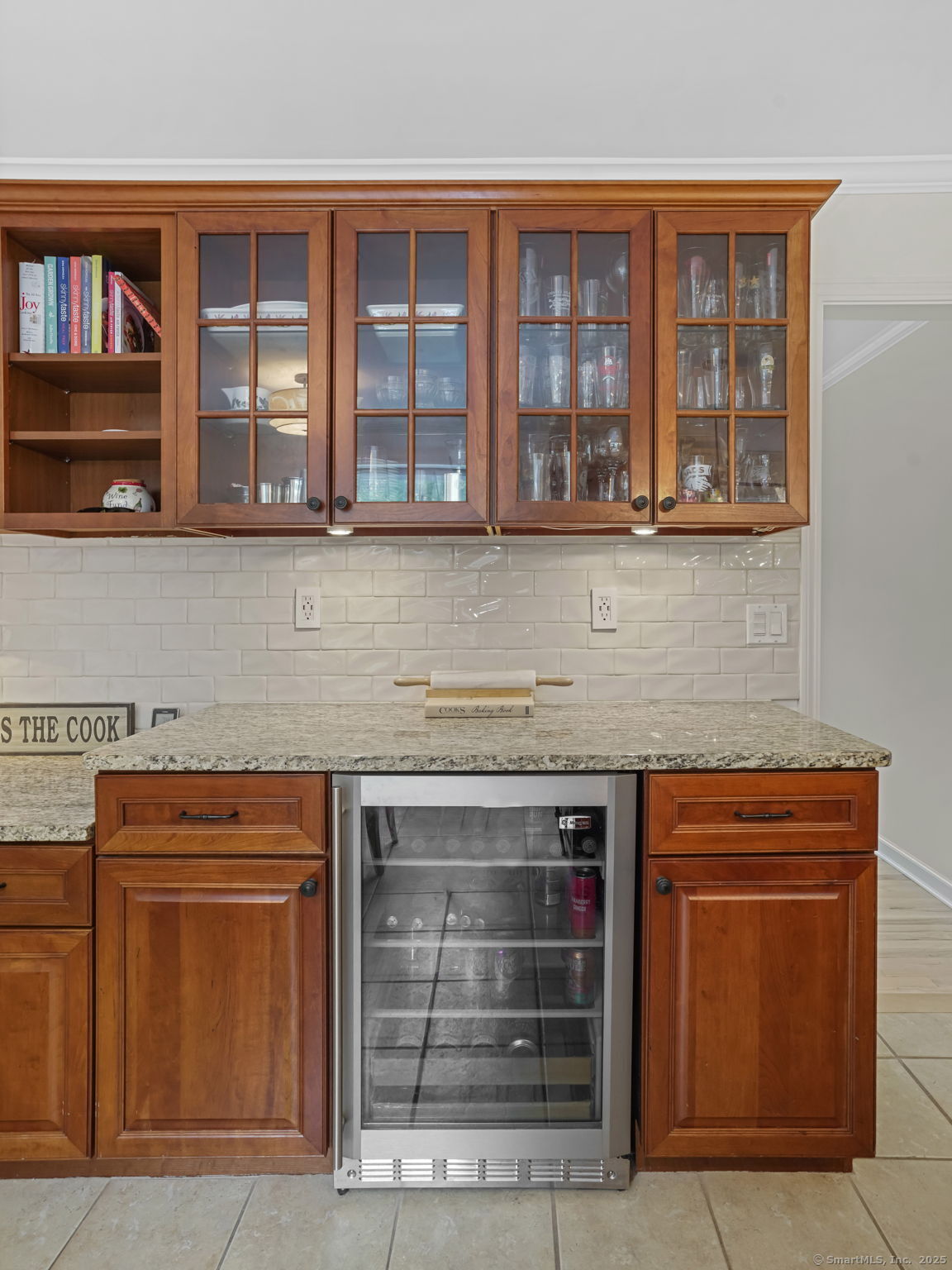 Weston, Connecticut 06883, United States, 4 Bedrooms Bedrooms, ,3 BathroomsBathrooms,Residential,Active,214465