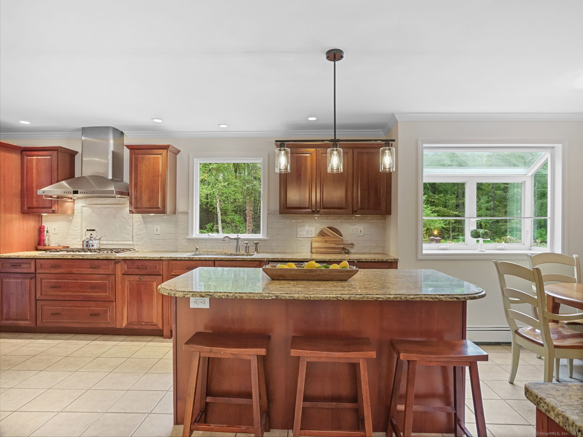 Weston, Connecticut 06883, United States, 4 Bedrooms Bedrooms, ,3 BathroomsBathrooms,Residential,Active,214465