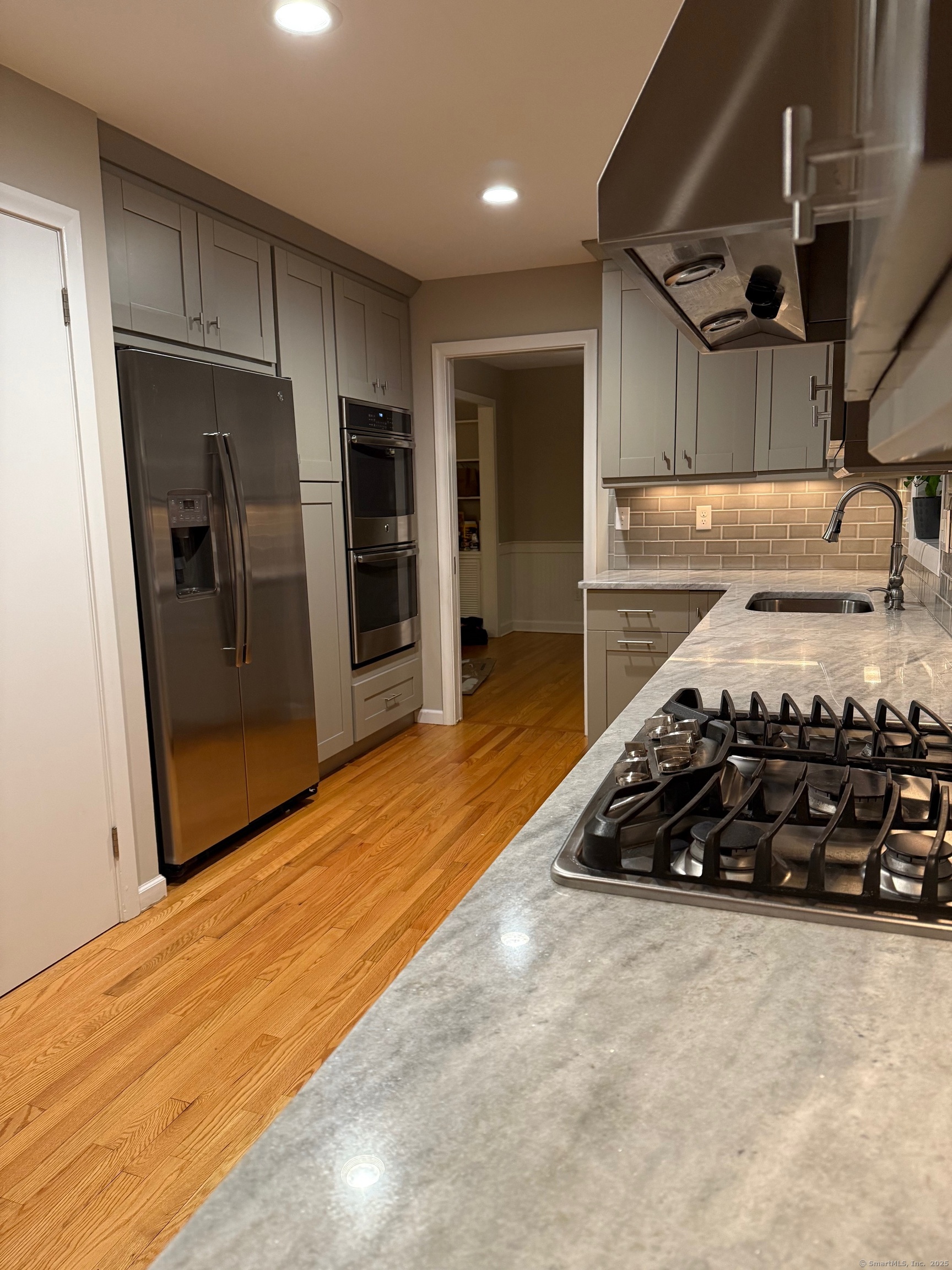 51 Westwood Drive, New Britain, Connecticut image 4