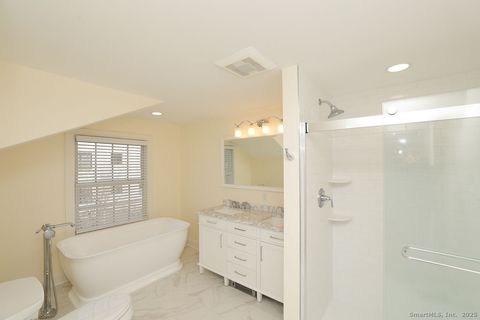 Tiny photo for 792 Farmington Avenue #APT 106, Farmington, CT 06032 (MLS # 24140735)