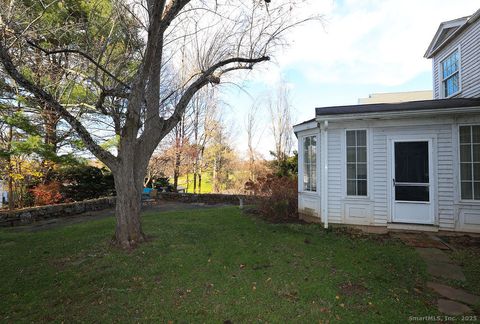 Tiny photo for 792 Farmington Avenue #APT 106, Farmington, CT 06032 (MLS # 24140735)