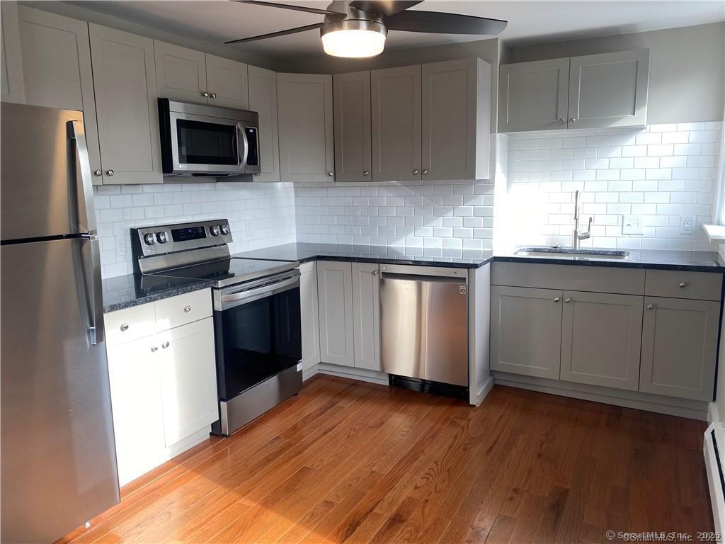 Rental Property at Chapel Street 4, New Haven, Connecticut - Bathrooms: 1 
Rooms: 2  - $1,800 MO.