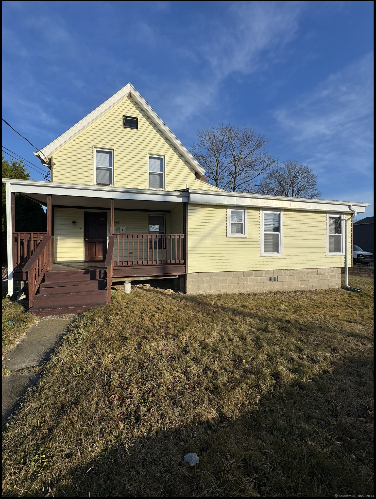 280 Mitchell Street A, Groton, Connecticut - 4 Bedrooms  
2 Bathrooms  
10 Rooms - 