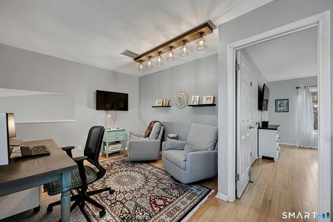 Tiny photo for 4 Strathmore Lane #4, Avon, CT 06001 (MLS # 24147446)