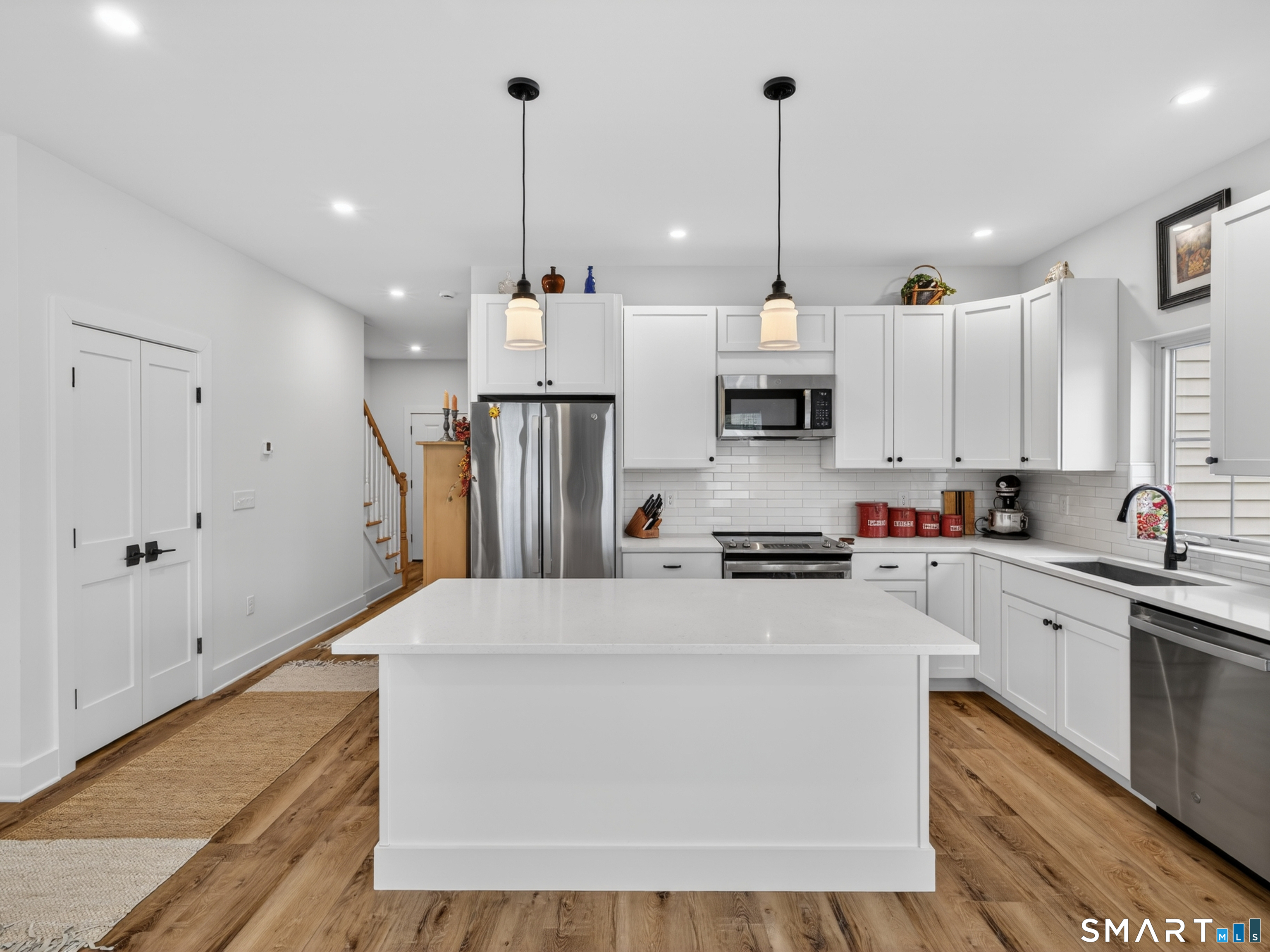 138 Boston Post Road 7