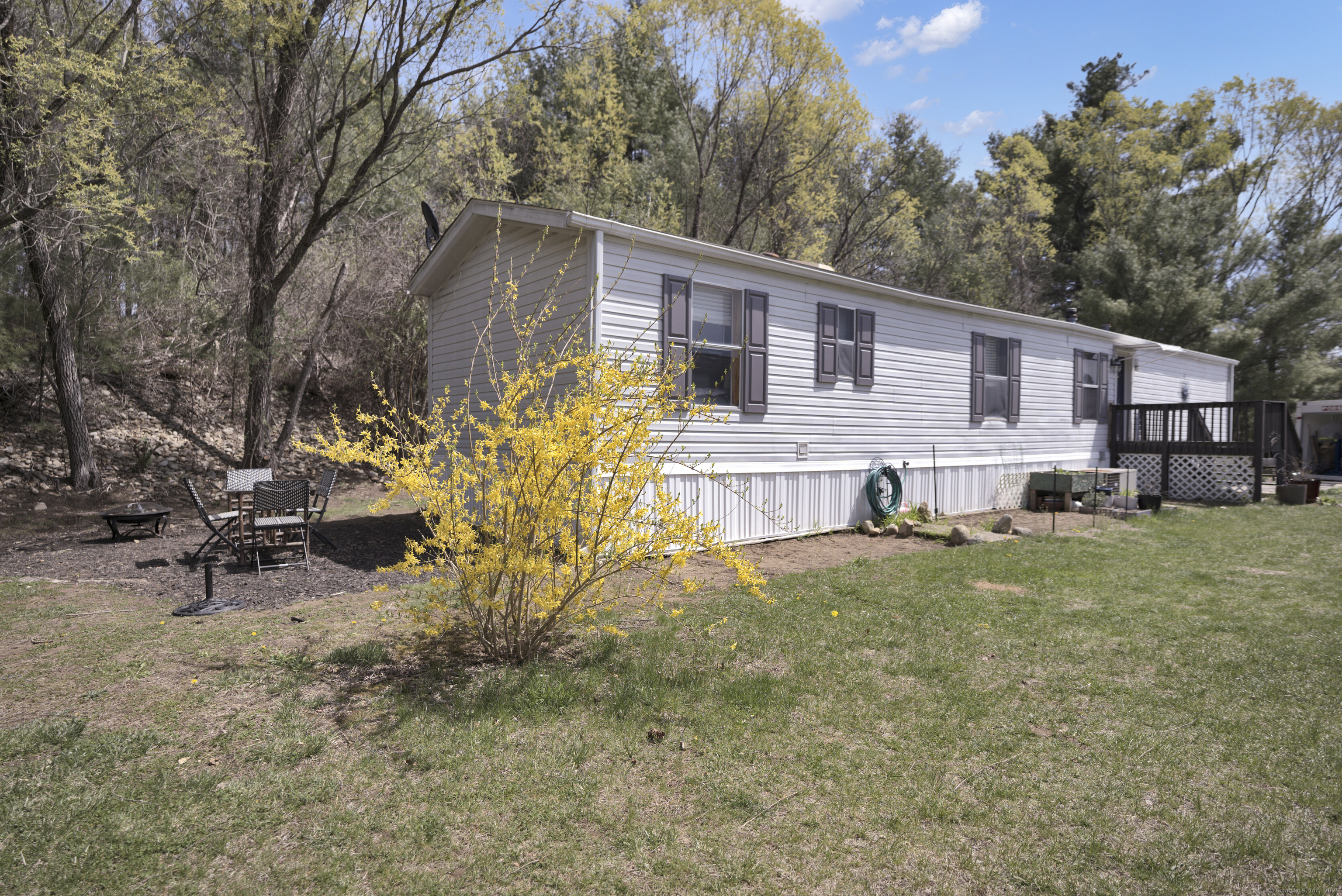 11 Elizabeth Lane, Windham, Connecticut image 2