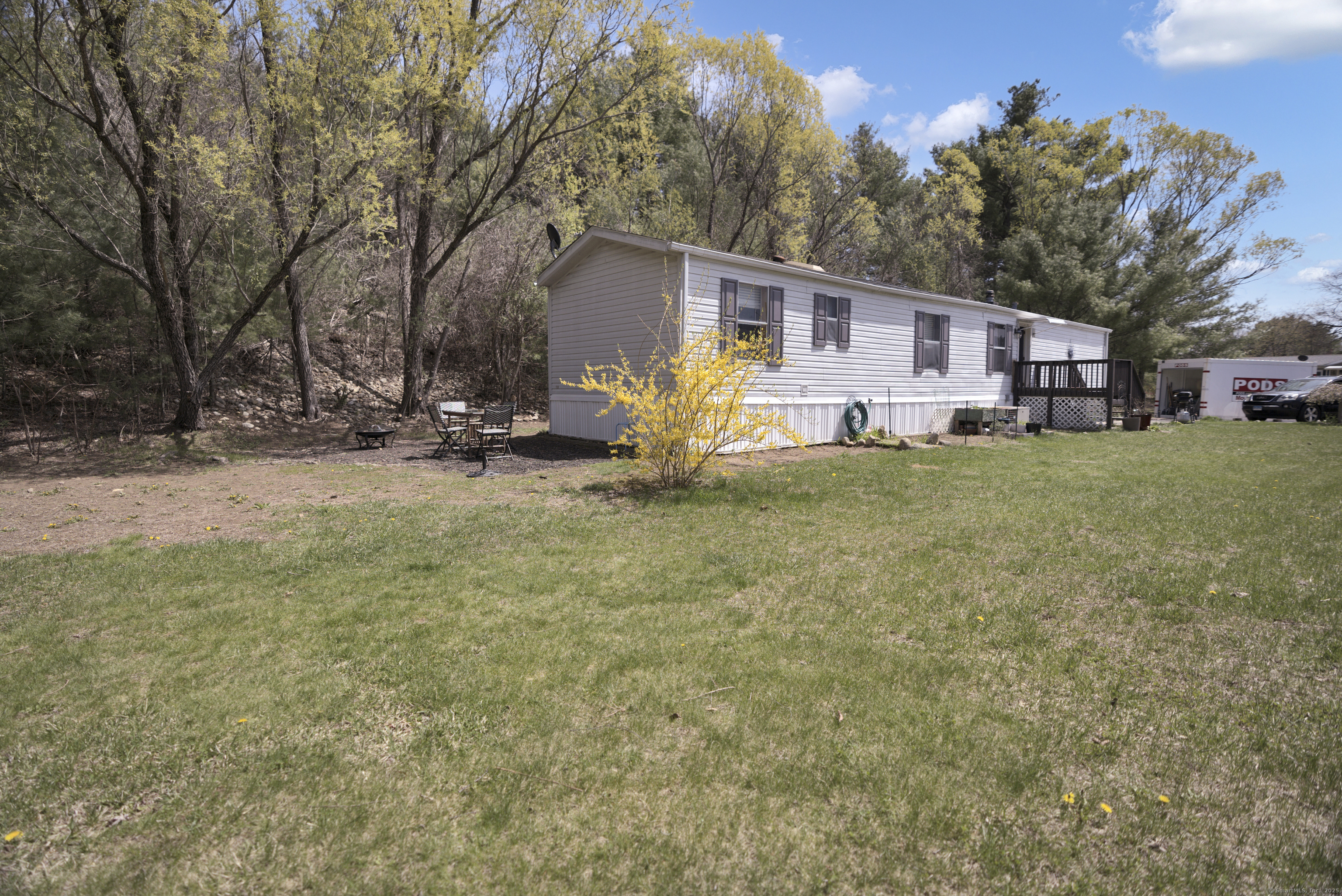 11 Elizabeth Lane, Windham, Connecticut image 3