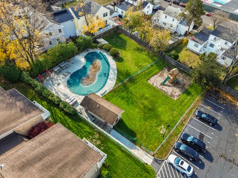 Tiny photo for 180 Glenbrook Road #APT 35, Stamford, CT 06902 (MLS # 24144514)