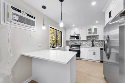 Tiny photo for 180 Glenbrook Road #APT 35, Stamford, CT 06902 (MLS # 24144514)