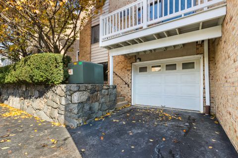 Tiny photo for 180 Glenbrook Road #APT 35, Stamford, CT 06902 (MLS # 24144514)