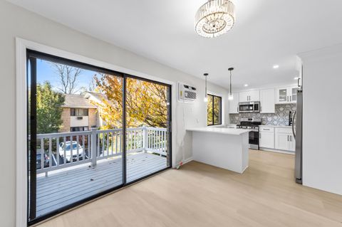 Tiny photo for 180 Glenbrook Road #APT 35, Stamford, CT 06902 (MLS # 24144514)