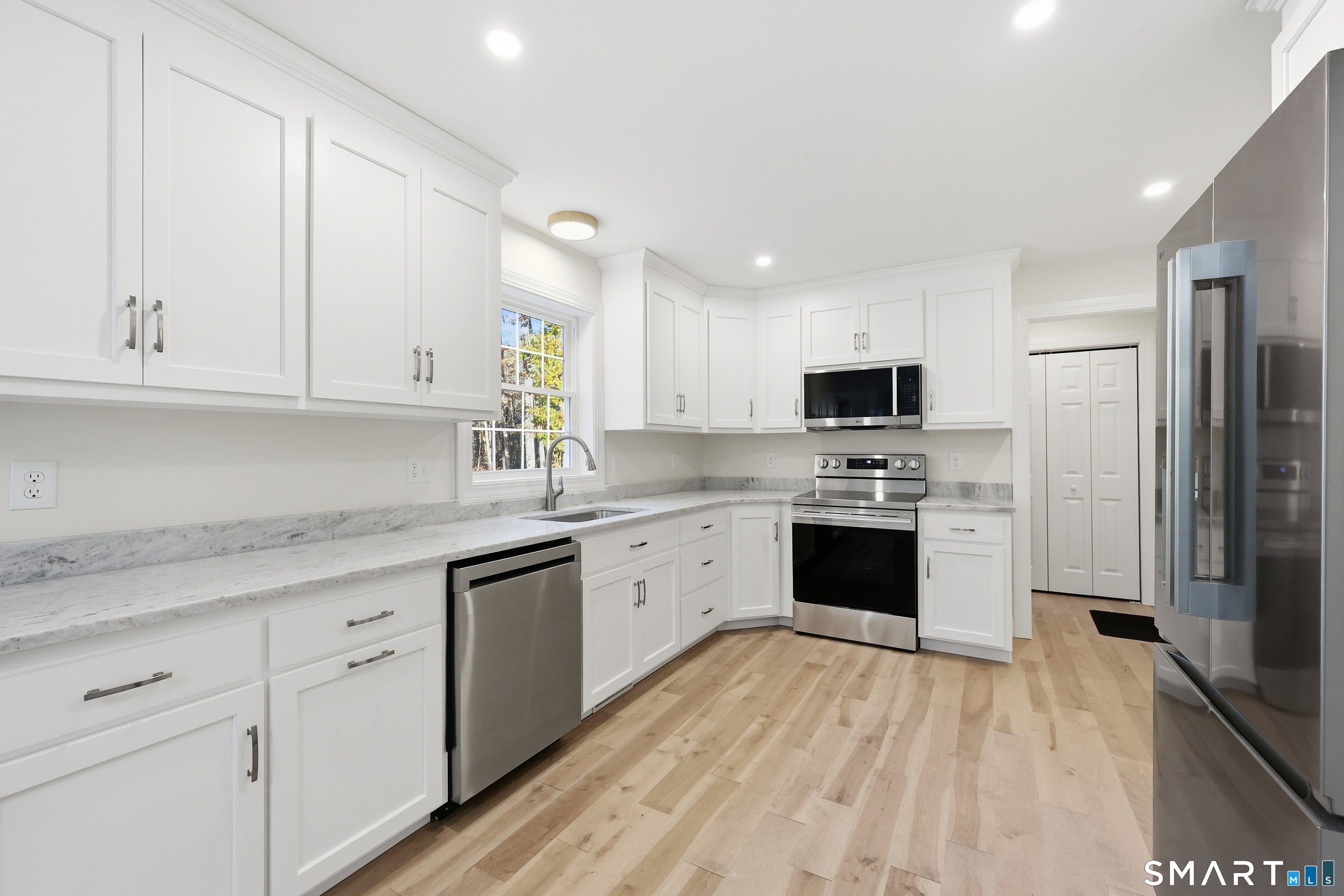 127 Holcomb Hill Road