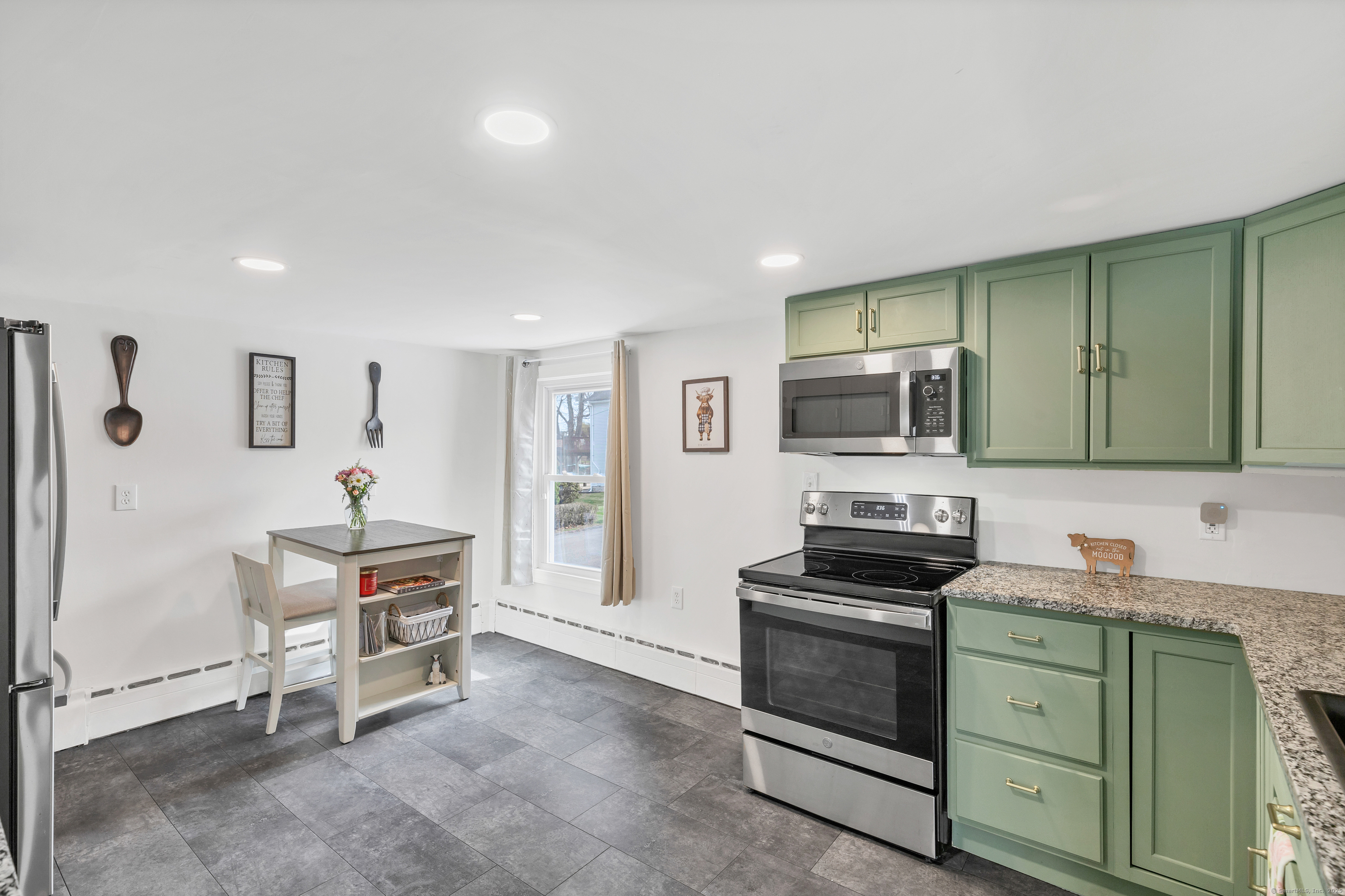 34 Downer Street, Stonington, Connecticut image 4
