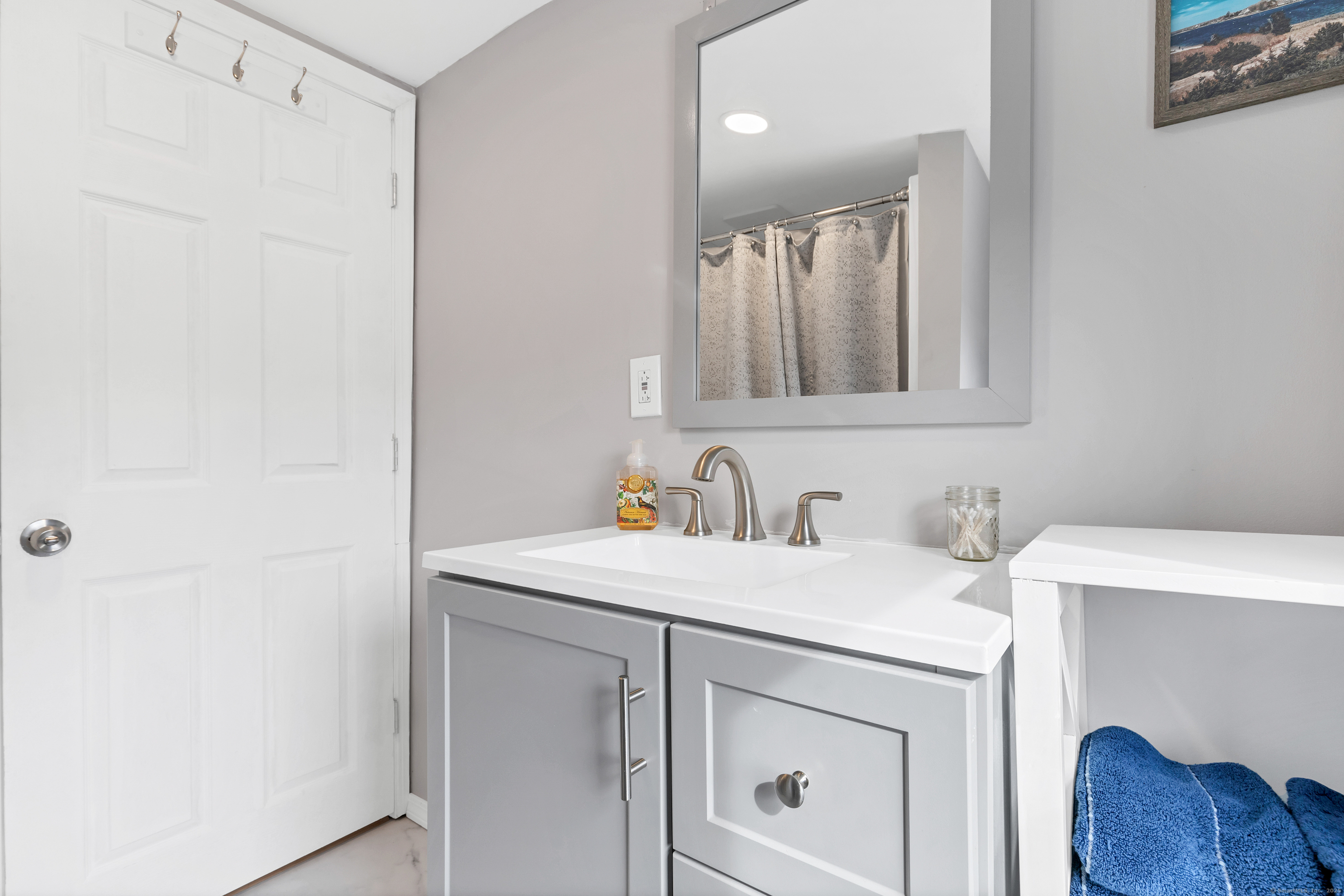 34 Downer Street, Stonington, Connecticut image 20