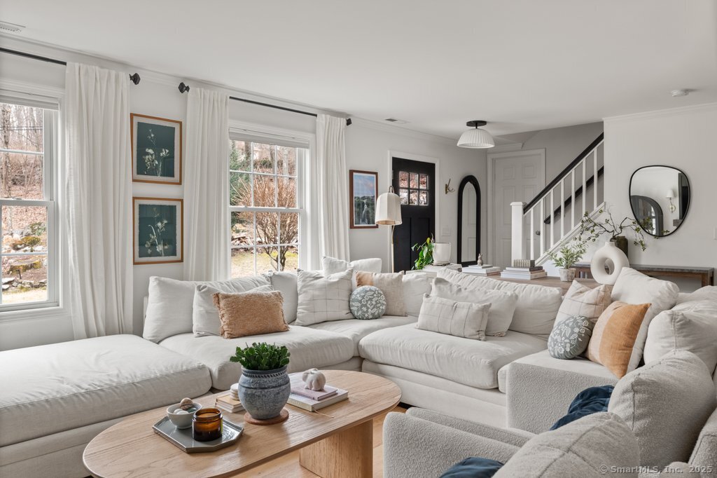 9 Arrowhead Lane, Newtown, Connecticut image 11