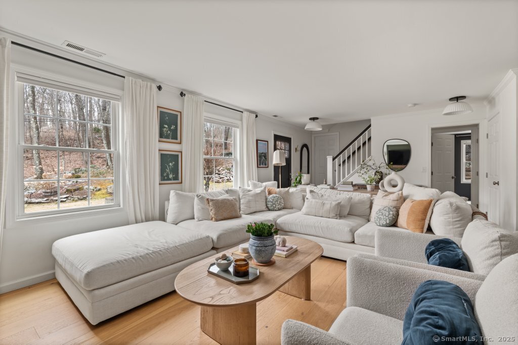 9 Arrowhead Lane, Newtown, Connecticut image 10