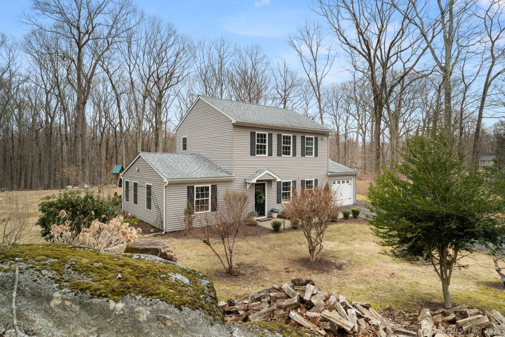 9 Arrowhead Lane, Newtown, Connecticut image 2