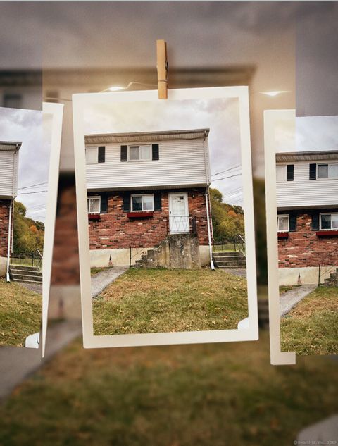 Photo of 104 Woodland Drive #APT A, Montville, CT 06382 (MLS # 24136041)