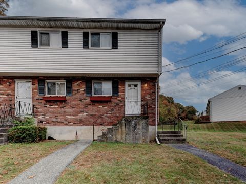 104 Woodland Drive APT A Montville CT 06382