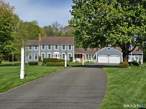 Homes For Sale - 50 River View Court<br/> New Haven County, Cheshire, CT 06410