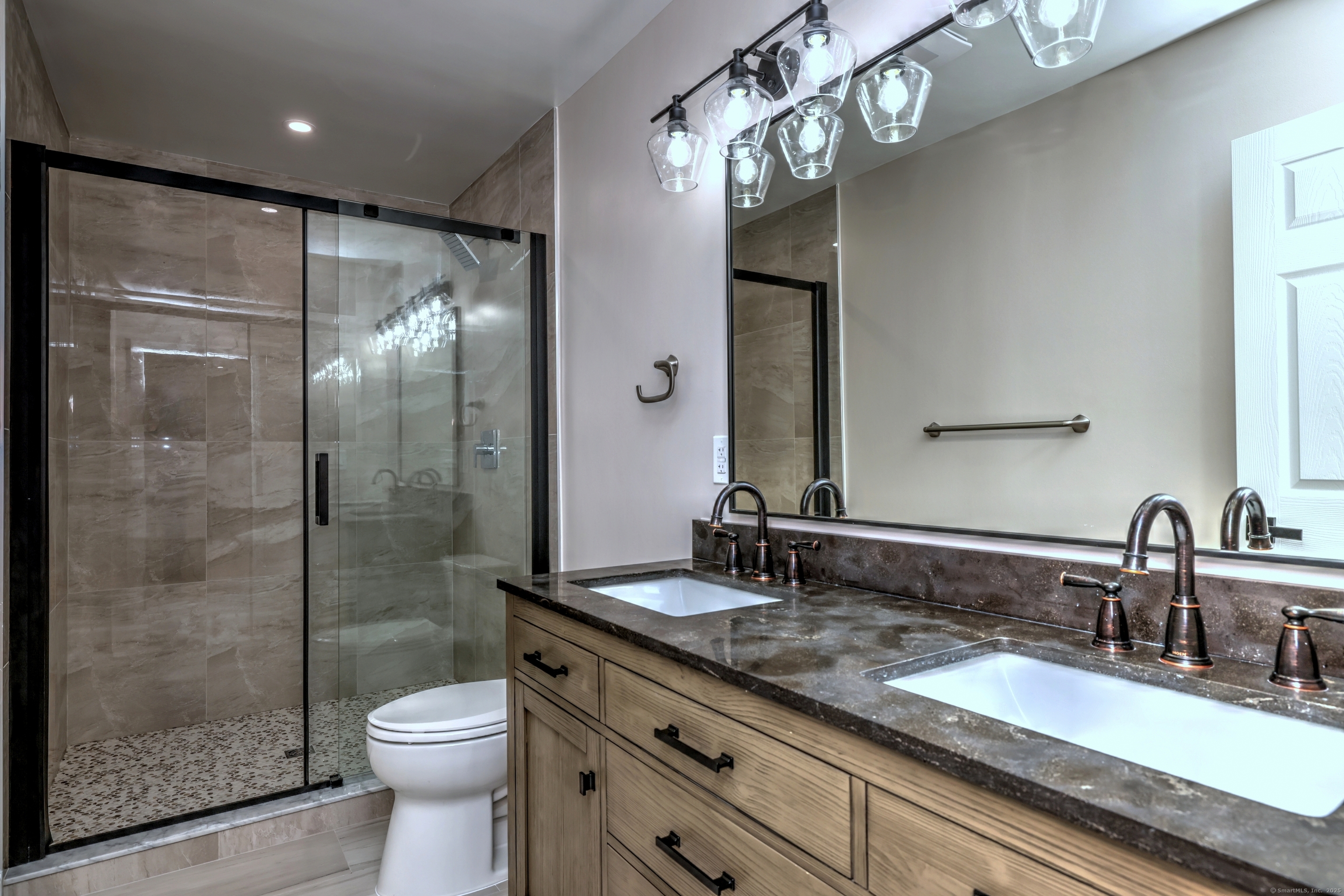 39 Hellstrom Road, East Haven, Connecticut image 21