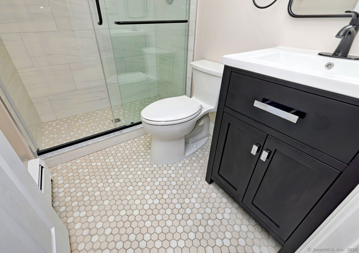 39 Hellstrom Road, East Haven, Connecticut image 18