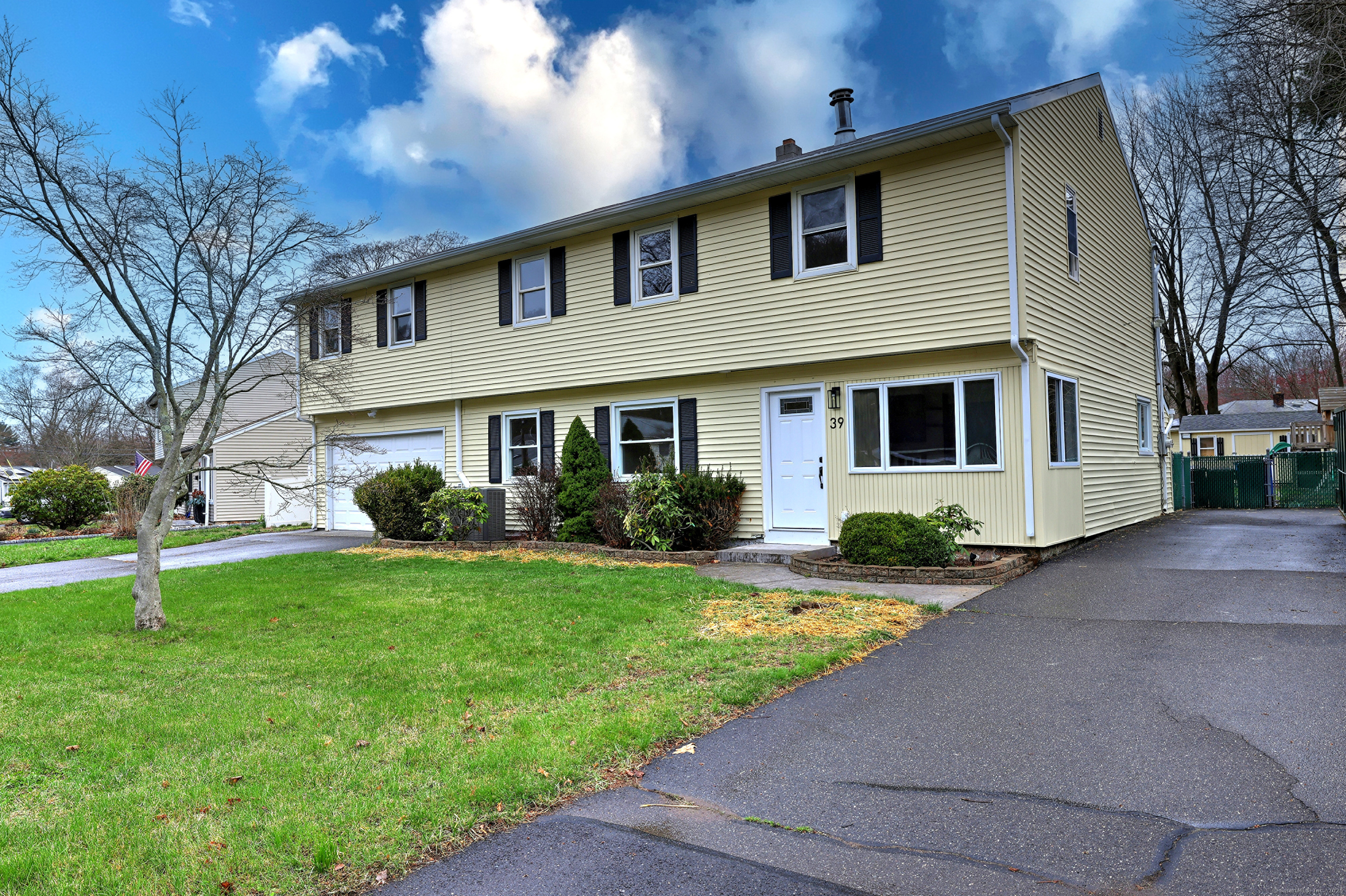 39 Hellstrom Road, East Haven, Connecticut image 1
