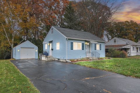 113 Deepwood Drive Manchester CT 06040
