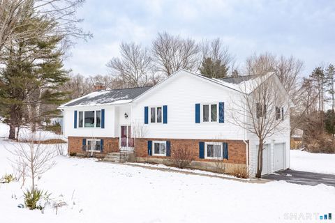 Photo of 2 Lionel Drive, Simsbury, CT 06070 (MLS # 24150201)