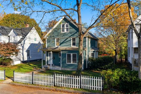 Photo of 30 Kinney Avenue, Norwich, CT 06360 (MLS # 24137143)