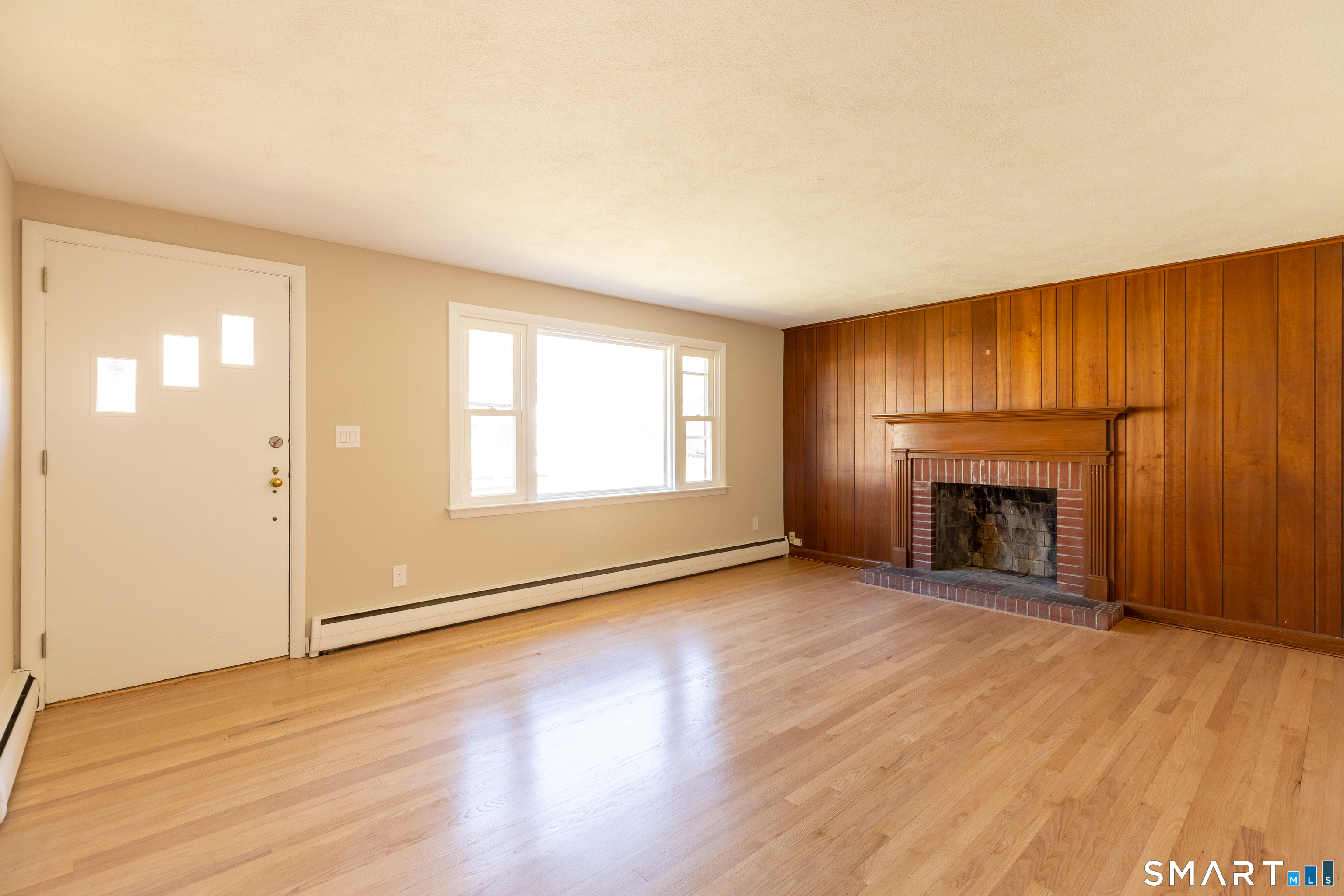 256 Charter Oak Street