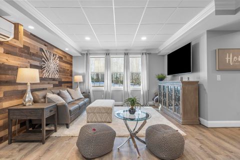 Tiny photo for 20 Brookview Circle #20, Bristol, CT 06010 (MLS # 24143419)