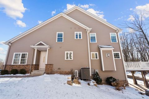 Photo of 20 Brookview Circle #20, Bristol, CT 06010 (MLS # 24143419)