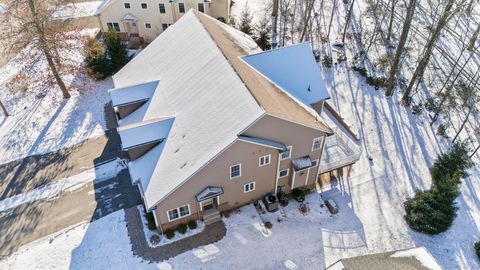 Tiny photo for 20 Brookview Circle #20, Bristol, CT 06010 (MLS # 24143419)