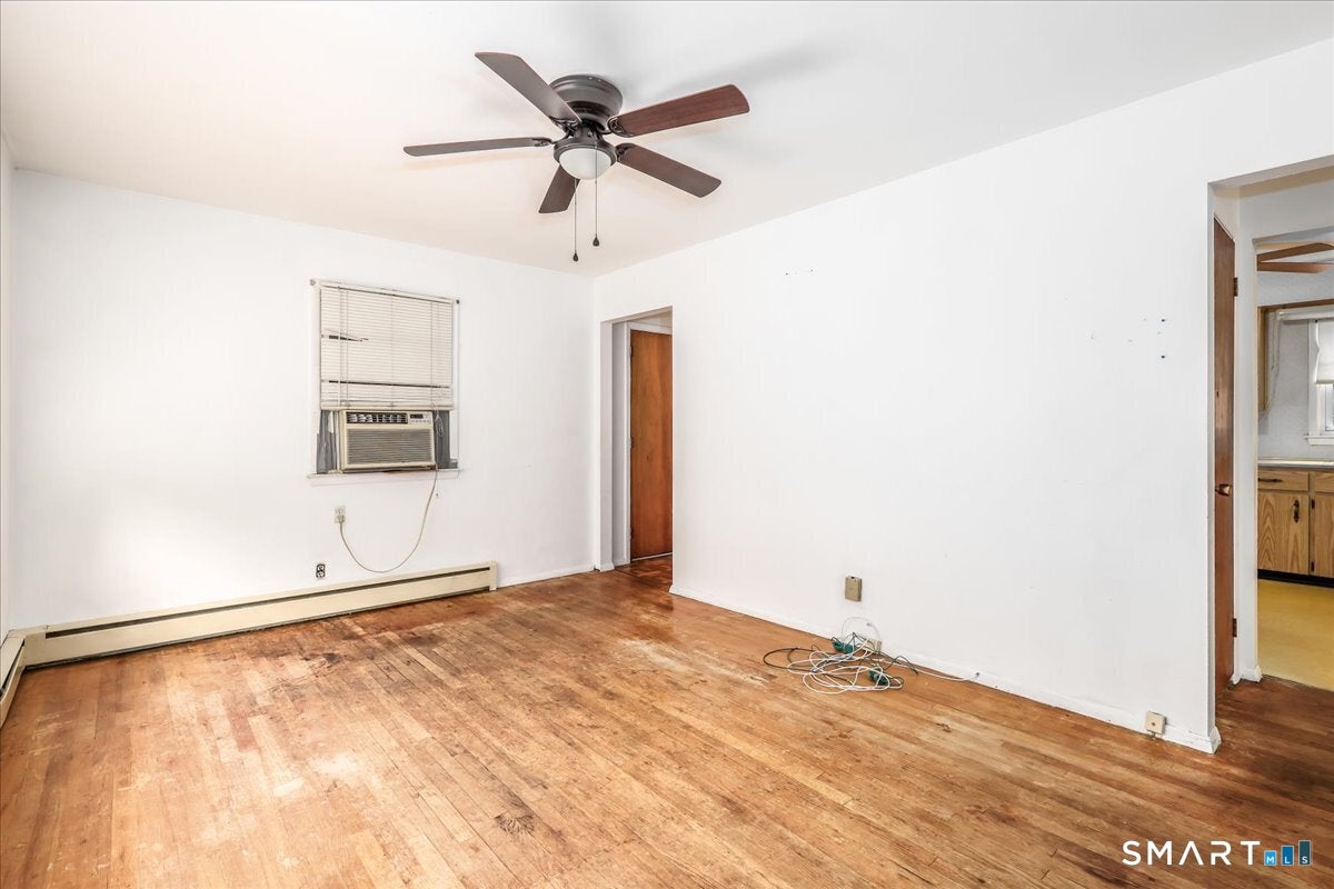 25 Meadowbrook Road