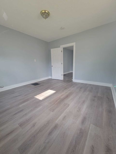 Tiny photo for 29 City Avenue #1, New Britain, CT 06051 (MLS # 24123297)