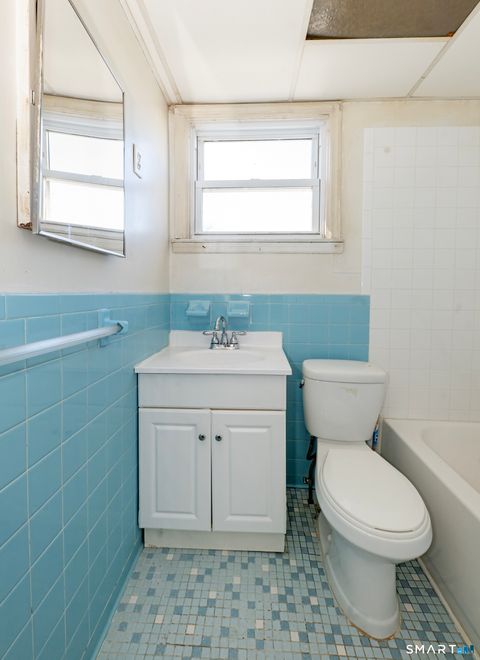 Tiny photo for 111 Pine Street, New Haven, CT 06513 (MLS # 24145219)