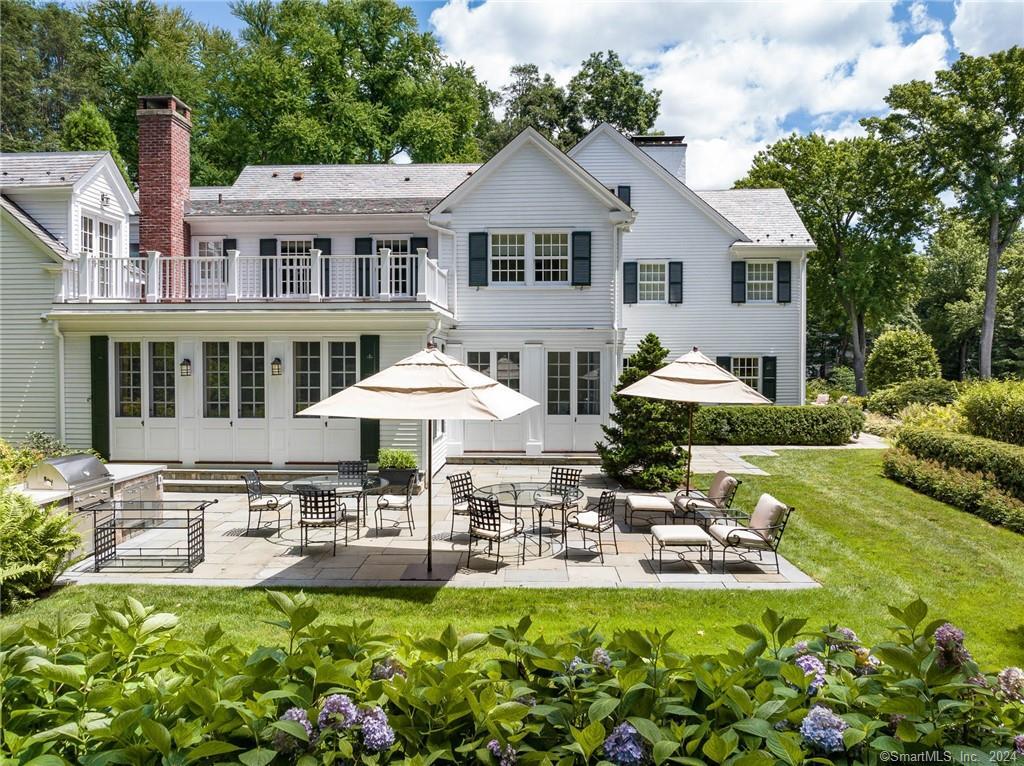 Property for Sale at 5 Homewood Lane, Darien, Connecticut - Bedrooms: 6 
Bathrooms: 5.5 
Rooms: 13  - $6,550,000
